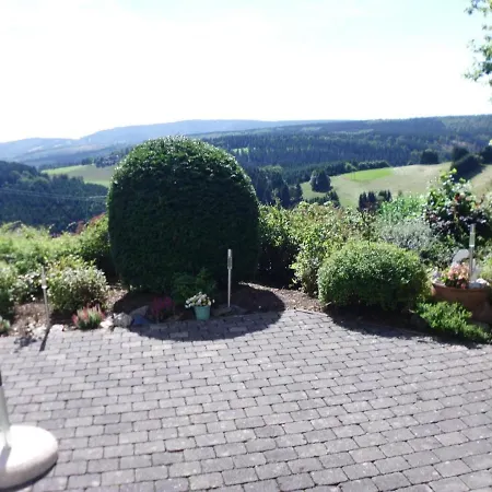 In Neuastenberg Mit Grosser Terrasse 빈터베르크